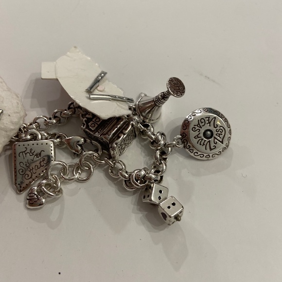 BRIGHTON LAS VEGAS Nevada State Silver Charm BRACELET New 7 inches - Picture 2 of 8